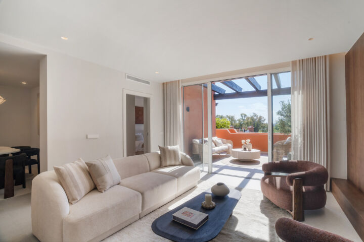 Alminar 911 - A Sophisticated Duplex Penthouse in Alminar de Marbella, Nueva Andalucia