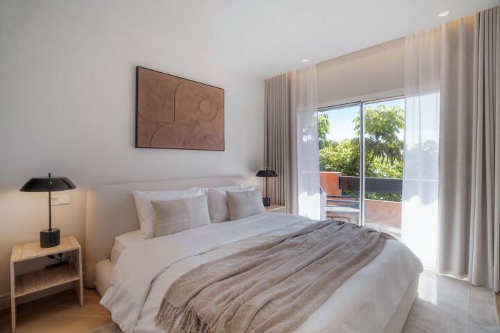 Alminar 911 - A Sophisticated Duplex Penthouse in Alminar de Marbella, Nueva Andalucia