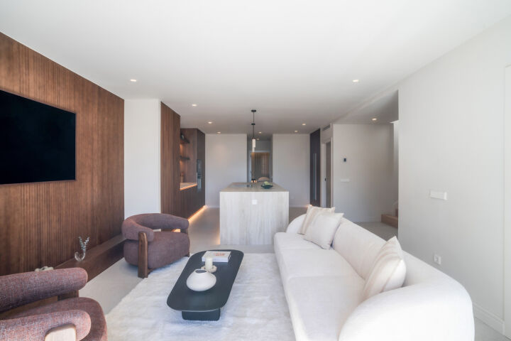 Alminar 911 - A Sophisticated Duplex Penthouse in Alminar de Marbella, Nueva Andalucia