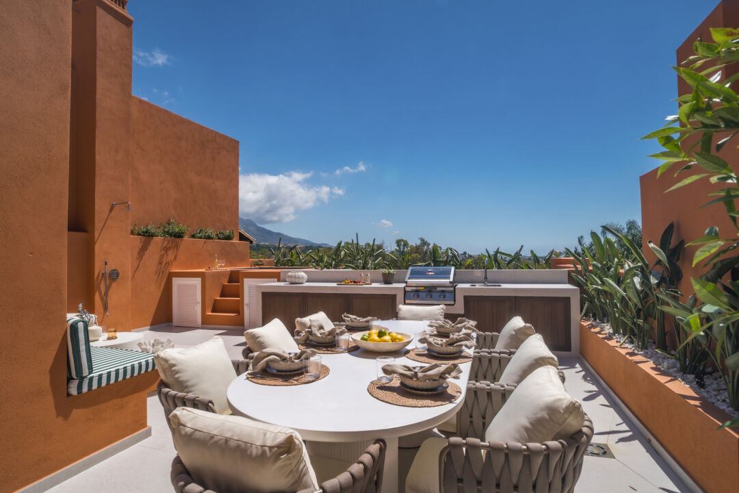 Alminar 911 - A Sophisticated Duplex Penthouse in Alminar de Marbella, Nueva Andalucia