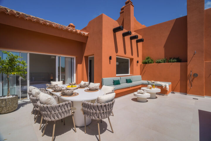 Alminar 911 - A Sophisticated Duplex Penthouse in Alminar de Marbella, Nueva Andalucia