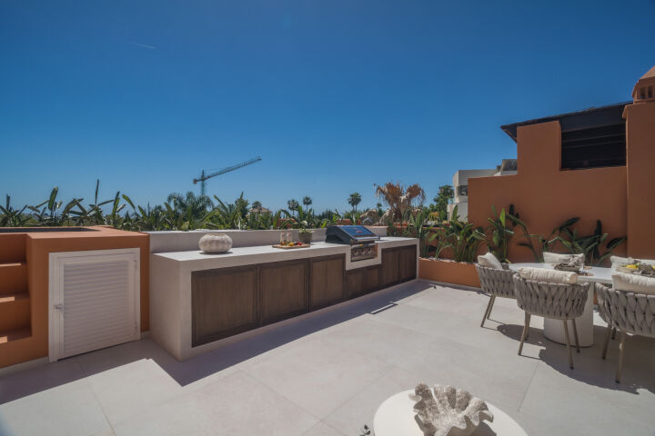 Alminar 911 - A Sophisticated Duplex Penthouse in Alminar de Marbella, Nueva Andalucia