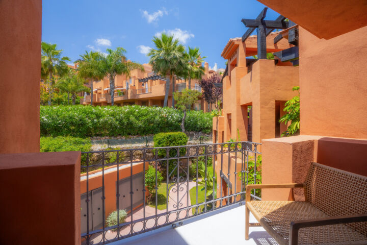 Alminar 911 - A Sophisticated Duplex Penthouse in Alminar de Marbella, Nueva Andalucia