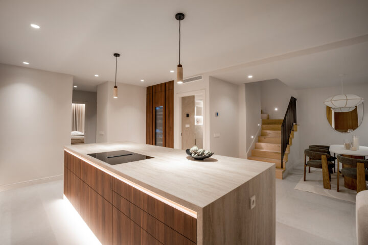 Alminar 911 - A Sophisticated Duplex Penthouse in Alminar de Marbella, Nueva Andalucia