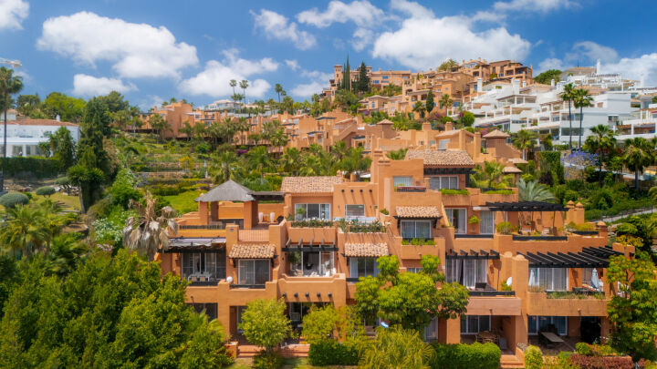 Alminar 911 - A Sophisticated Duplex Penthouse in Alminar de Marbella, Nueva Andalucia