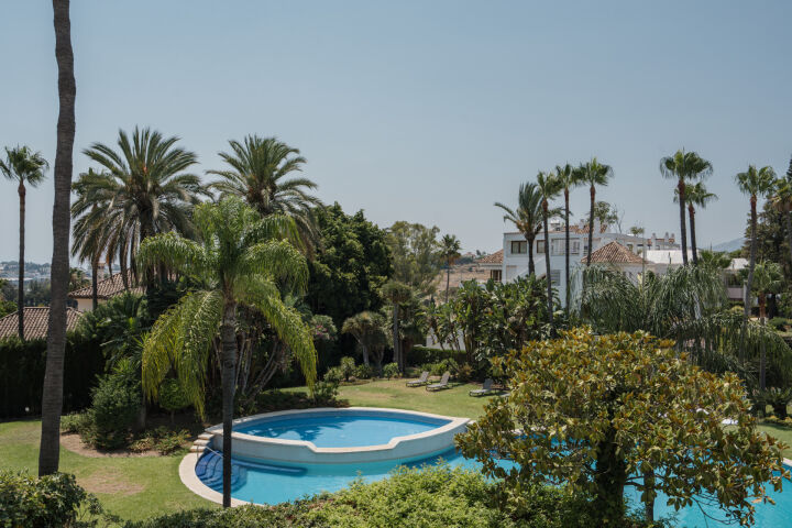 Alcores del Golf - Luxury golf community duplex in Nueva Andalucía