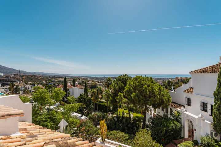 Penthouse Solei - Exquisite Luxury Duplex in Las Colinas de Marbella, Benahavis
