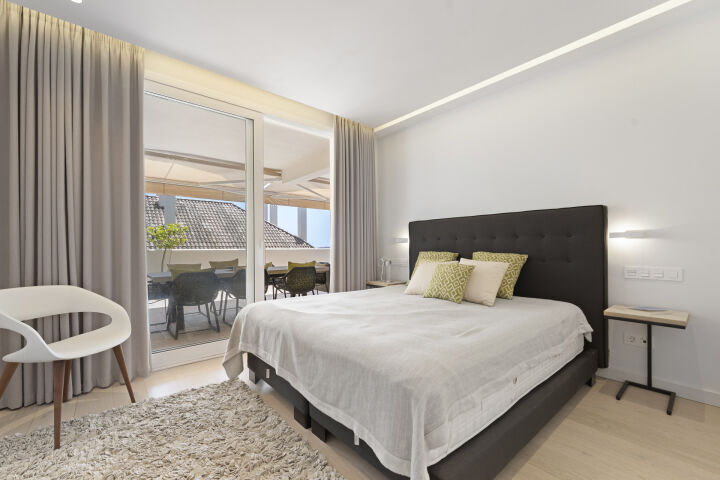 Duplex Solara - 4-Bedroom Duplex Apartment with Sea Views in Nueva Andalucía, Marbella