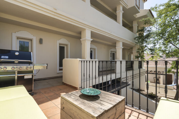 Duplex Solara - 4-Bedroom Duplex Apartment with Sea Views in Nueva Andalucía, Marbella