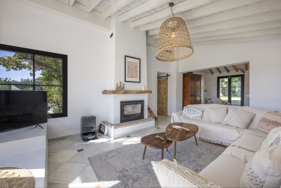 Casa Isabella - Villa rústica tradicional en Guadalmina Alta, Marbella