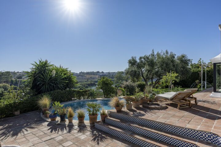 Casa Isabella - Rustic Villa with Traditional Charm in Guadalmina Alta, Marbella