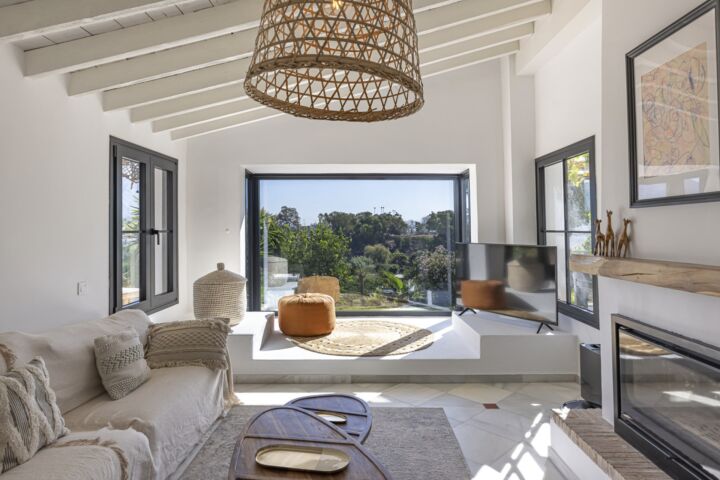 Casa Isabella - Rustic Villa with Traditional Charm in Guadalmina Alta, Marbella