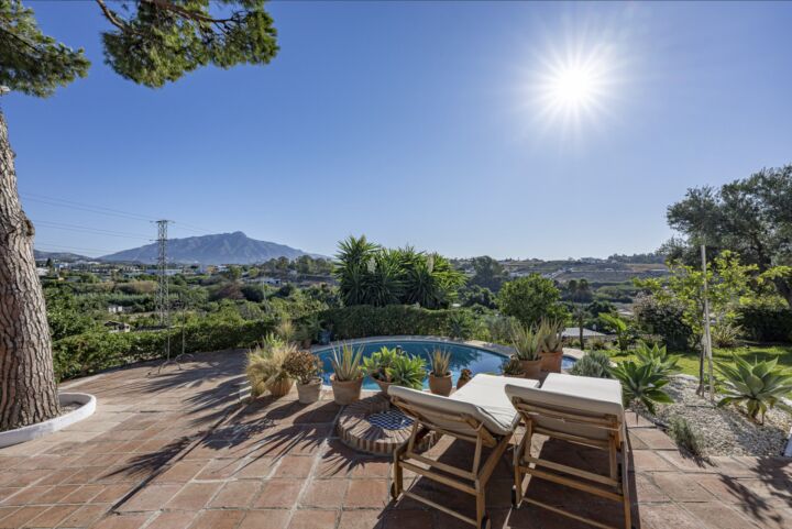 Casa Isabella - Rustic Villa with Traditional Charm in Guadalmina Alta, Marbella