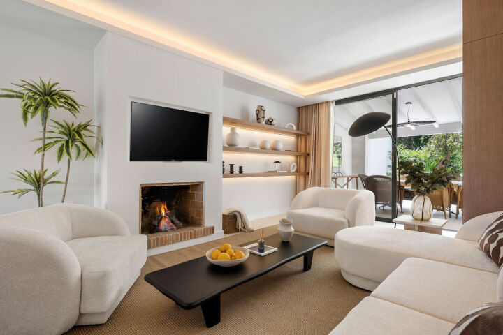 Casa Los Olivos - Renovated Townhouse with Golf Views in Nueva Andalucía, Marbella