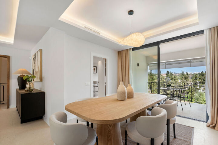 Casa Los Olivos - Renovated Townhouse with Golf Views in Nueva Andalucía, Marbella