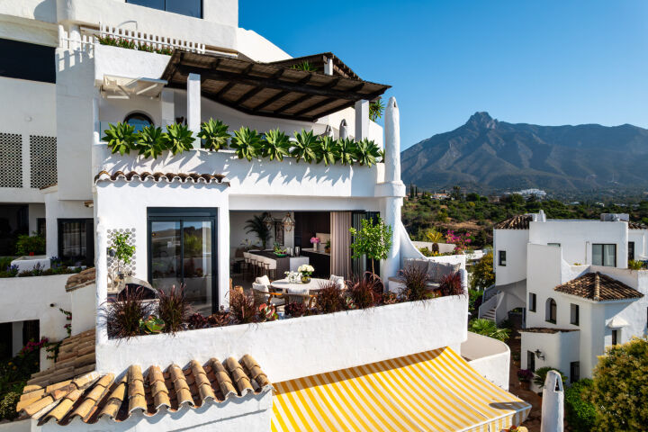 Casa Destiny - Fully Renovated Apartment with Sea Views on Marbella’s Golden Mile