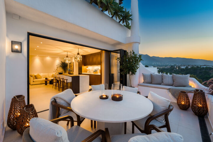 Casa Destiny - Fully Renovated Apartment with Sea Views on Marbella’s Golden Mile