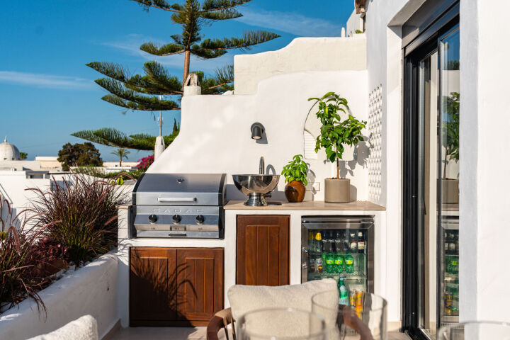 Casa Destiny - Fully Renovated Apartment with Sea Views on Marbella’s Golden Mile