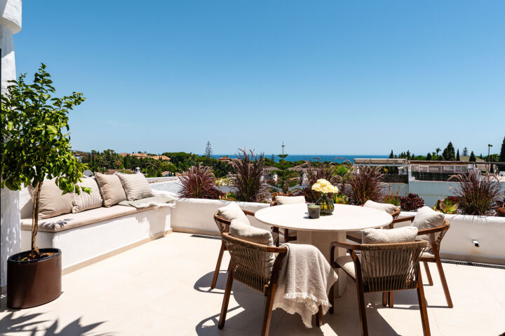 Casa Destiny - Fully Renovated Apartment with Sea Views on Marbella’s Golden Mile