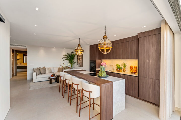 Casa Destiny - Fully Renovated Apartment with Sea Views on Marbella’s Golden Mile