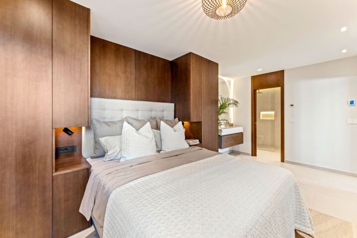 Casa Destiny - Fully Renovated Apartment with Sea Views on Marbella’s Golden Mile
