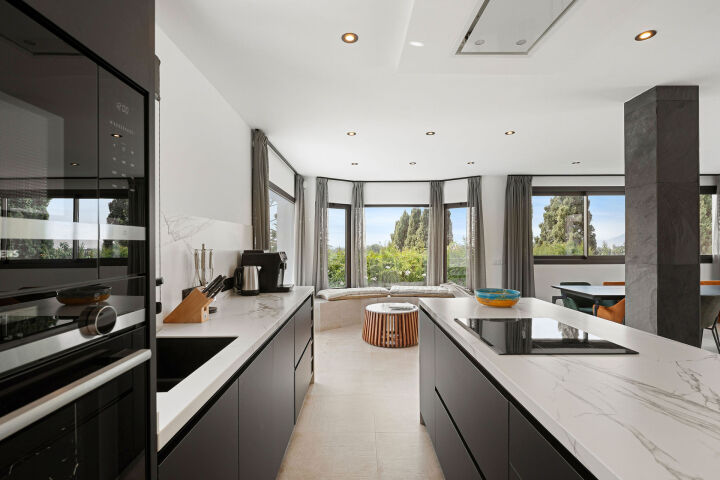 Villa Sama - Modern Single-Storey Villa in Elviria, Marbella East