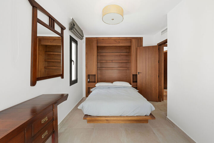 Villa Sama - Modern Single-Storey Villa in Elviria, Marbella East