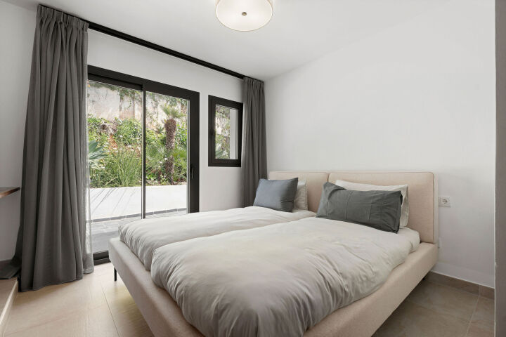 Villa Sama - Modern Single-Storey Villa in Elviria, Marbella East