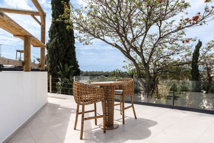 Villa Sama - Modern Single-Storey Villa in Elviria, Marbella East