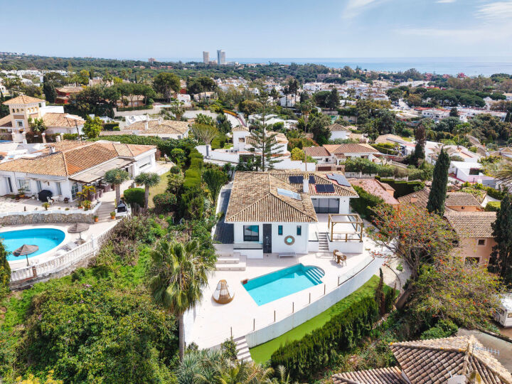 Villa Sama - Modern Single-Storey Villa in Elviria, Marbella East