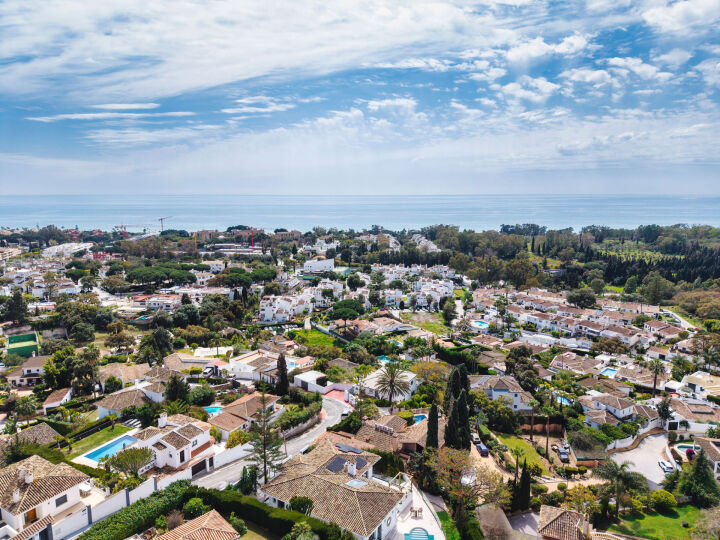 Villa Sama - Modern Single-Storey Villa in Elviria, Marbella East