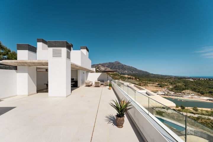 Penthouse Lina - Penthouse Duplex with Solarium and Panoramic Views in Benahavís