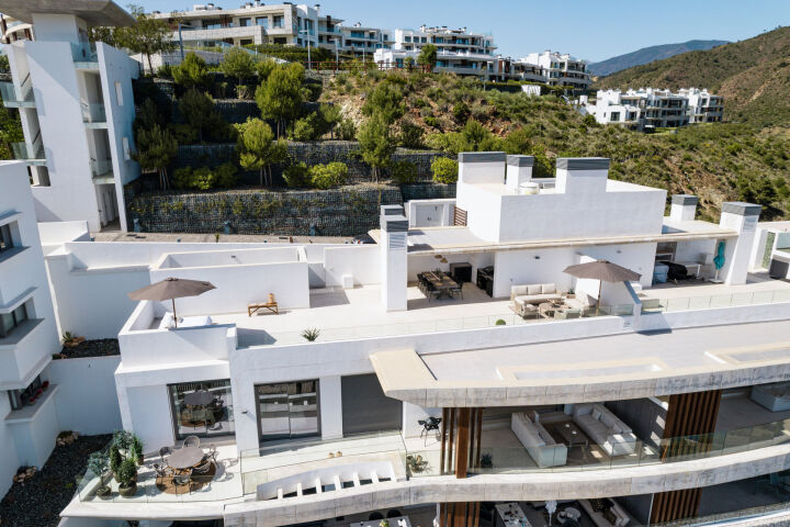 Penthouse Lina - Penthouse Duplex with Solarium and Panoramic Views in Benahavís