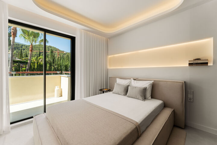 Alba Residence - Renovated Penthouse in Sierra Blanca with Panoramic Sea Views