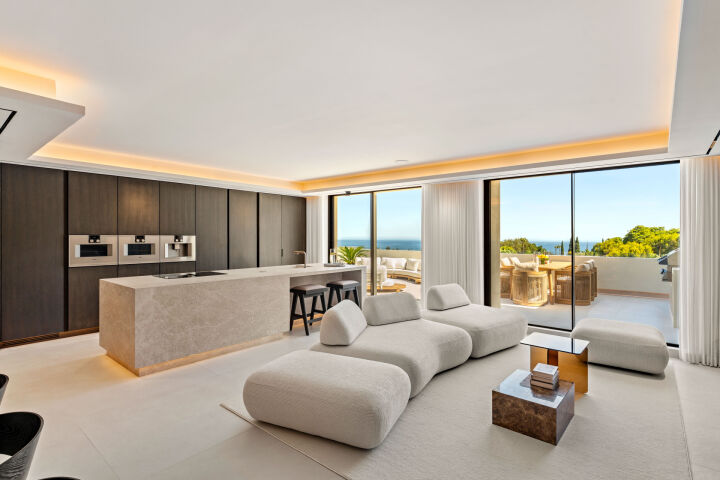 Alba Residence - Renovated Penthouse in Sierra Blanca with Panoramic Sea Views