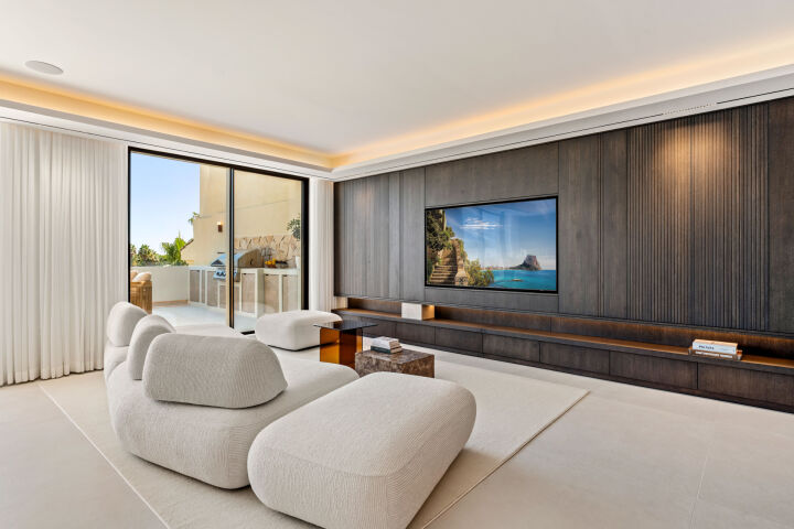 Alba Residence - Renovated Penthouse in Sierra Blanca with Panoramic Sea Views