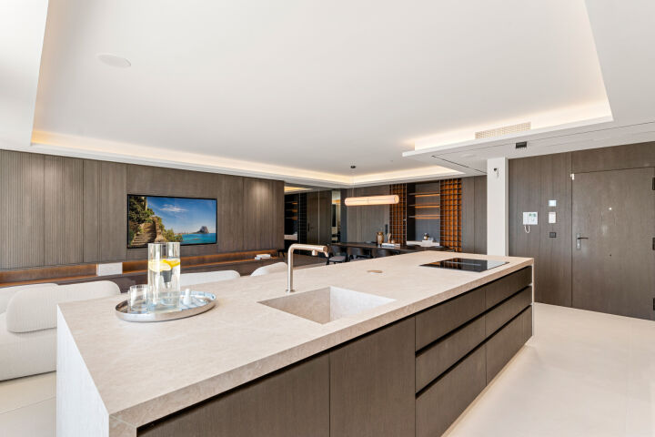 Alba Residence - Renovated Penthouse in Sierra Blanca with Panoramic Sea Views