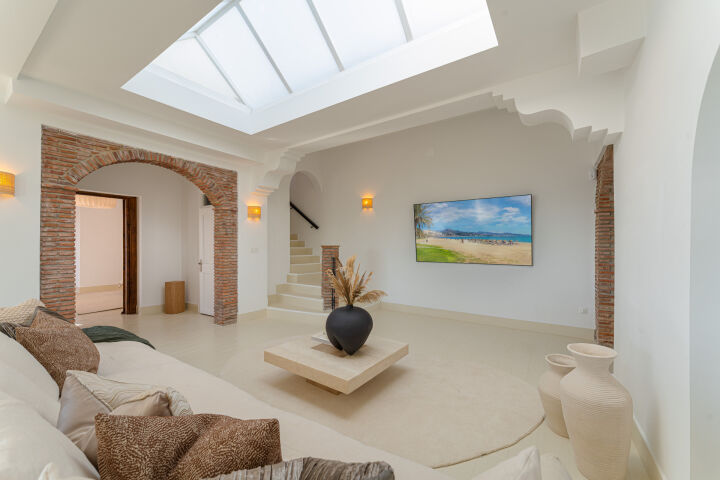 Villa Esencia - Luxury Andalusian Villa for Sale in El Madroñal, Benahavís