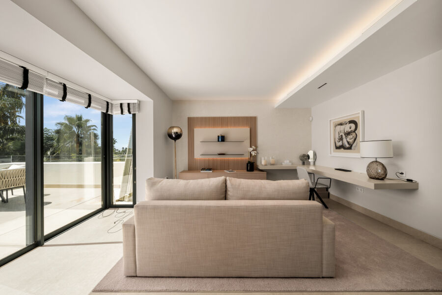 Casa Palmeras - Exceptional Property in El Paraiso