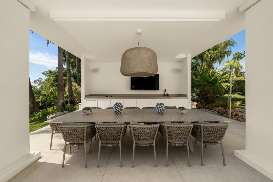 Casa Palmeras - Exceptional Property in El Paraiso