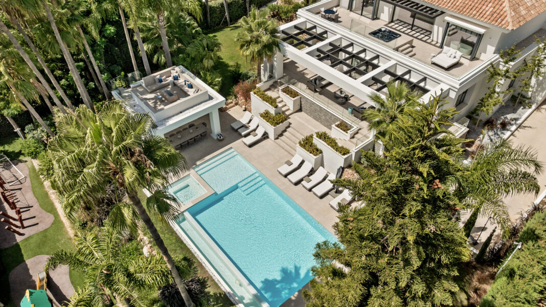 Casa Palmeras - Exceptional Property in El Paraiso