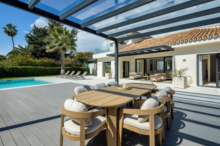 Villa Aria - Contemporary Beachside Villa in San Pedro de Alcantara