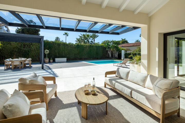 Villa Aria - Contemporary Beachside Villa in San Pedro de Alcantara