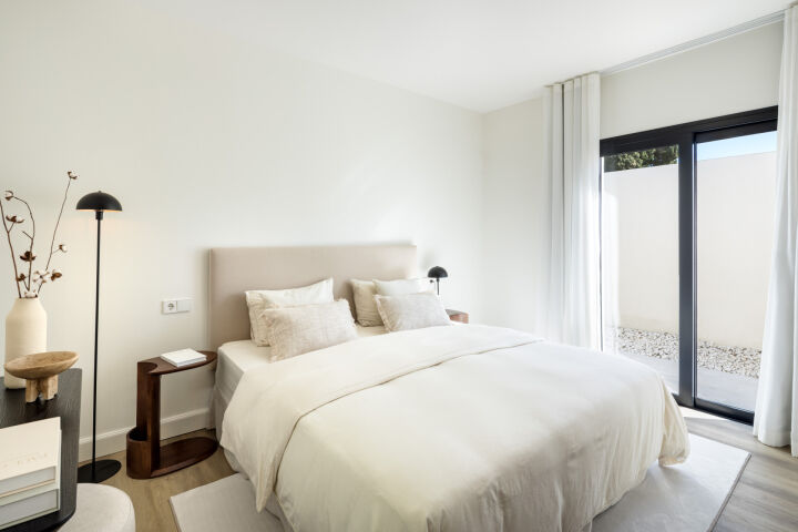 Villa Aria - Contemporary Beachside Villa in San Pedro de Alcantara