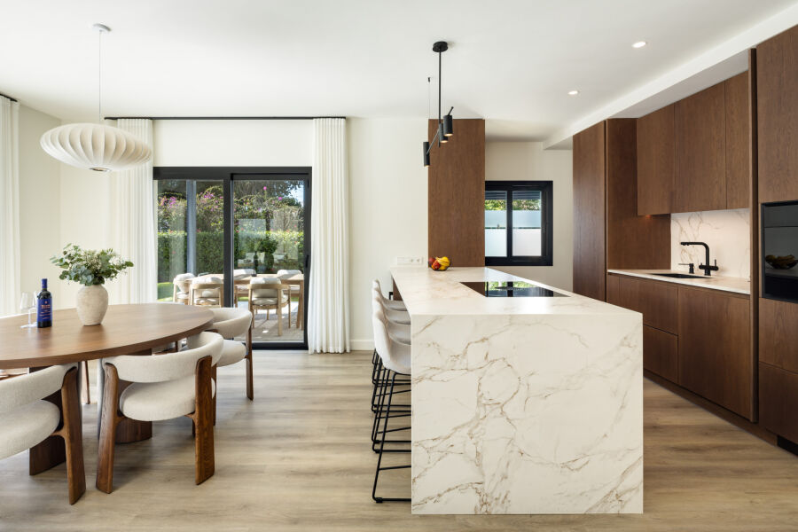 Villa Aria - Contemporary Beachside Villa in San Pedro de Alcantara