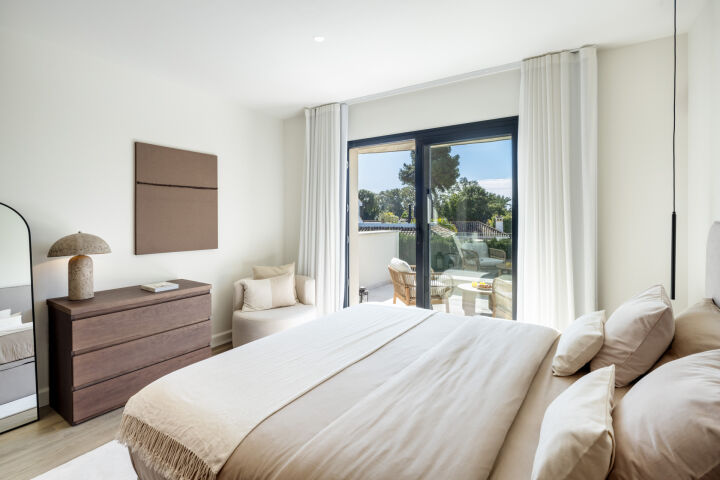 Villa Aria - Contemporary Beachside Villa in San Pedro de Alcantara