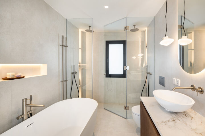 Villa Aria - Contemporary Beachside Villa in San Pedro de Alcantara