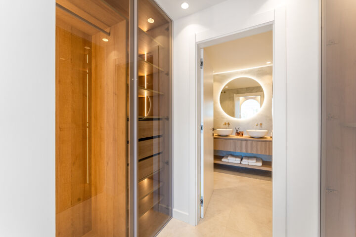 Penthouse Torre Bermeja - Seafront Duplex Penthouse in Estepona's New Golden Mile
