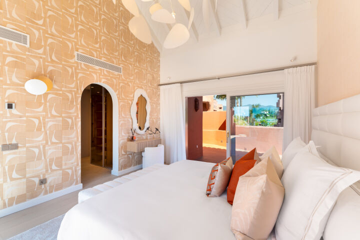 Penthouse Torre Bermeja - Seafront Duplex Penthouse in Estepona's New Golden Mile