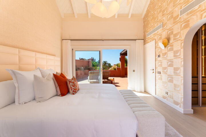 Penthouse Torre Bermeja - Seafront Duplex Penthouse in Estepona's New Golden Mile
